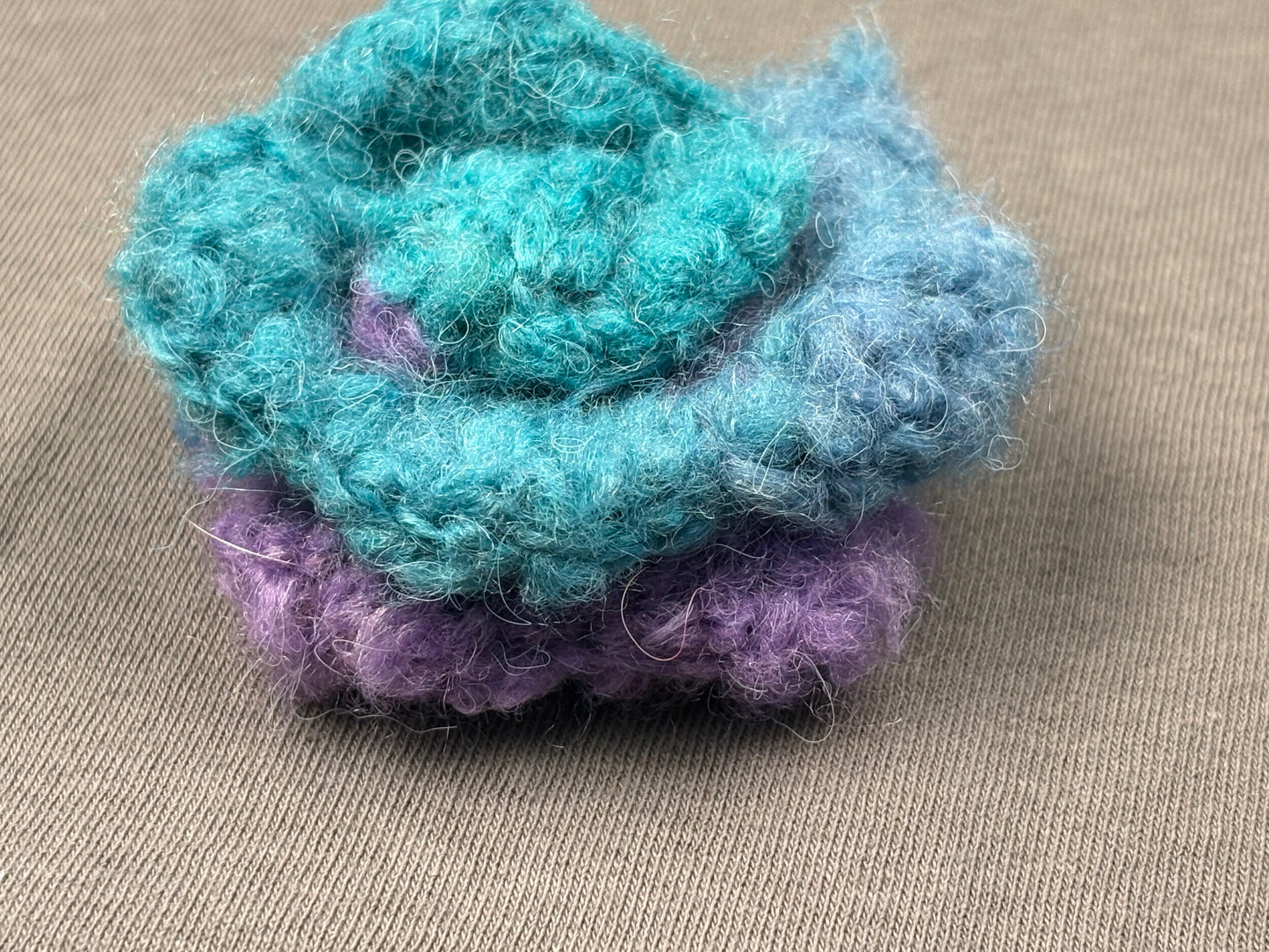 Flower pin