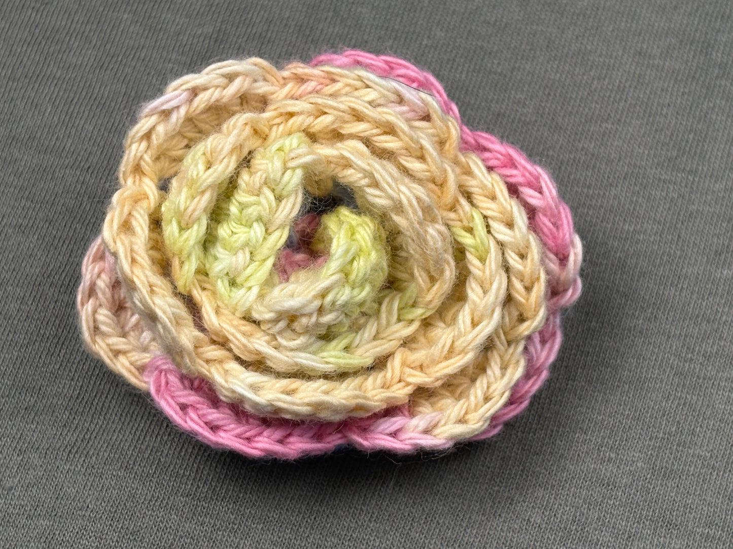 Flower pin